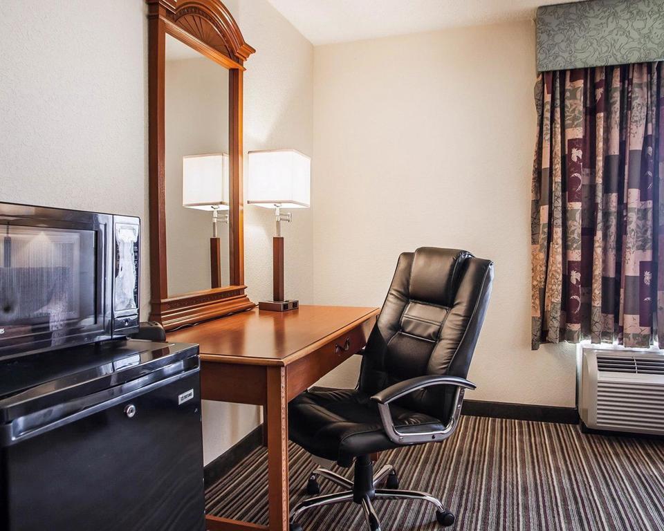 Comfort Inn Lehigh Valley West Fogelsville Exterior foto