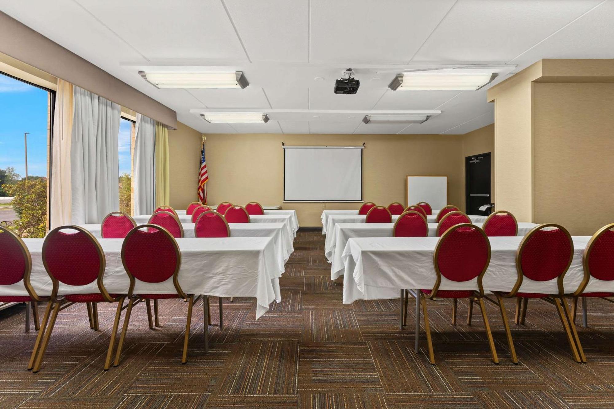 Comfort Inn Lehigh Valley West Fogelsville Exterior foto