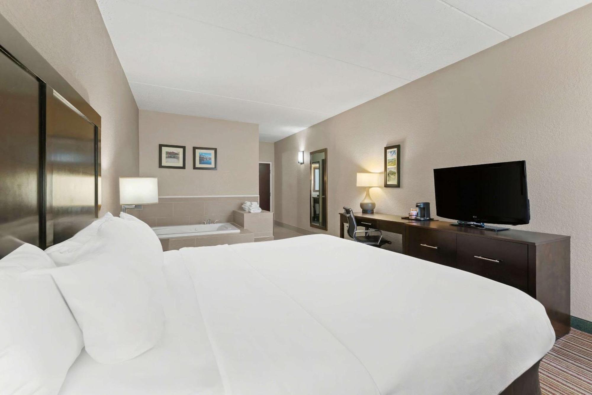 Comfort Inn Lehigh Valley West Fogelsville Exterior foto