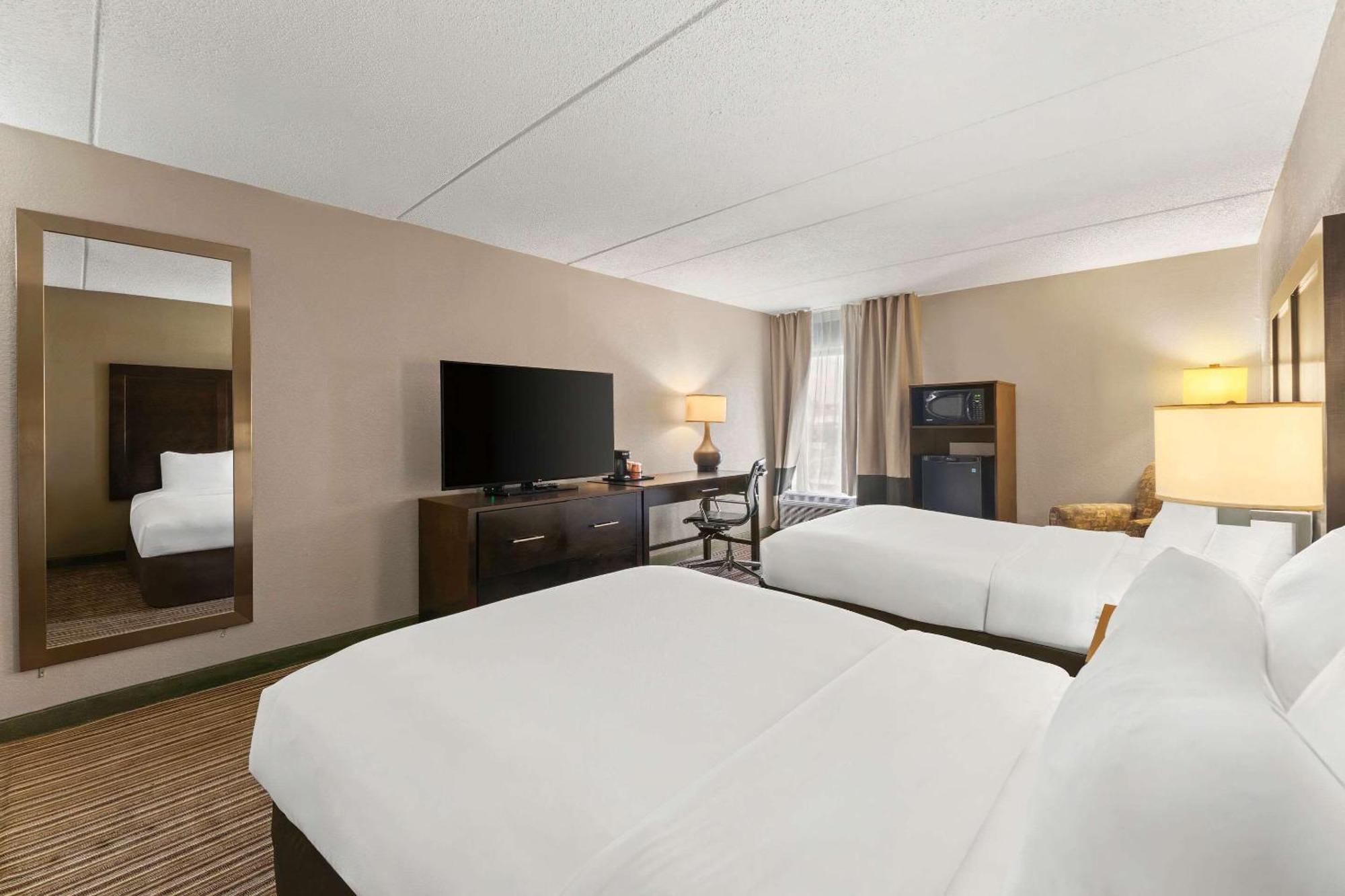Comfort Inn Lehigh Valley West Fogelsville Exterior foto